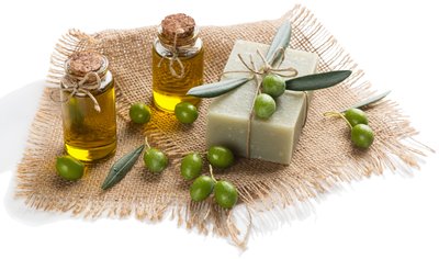 Ako môže pomôcť mydlo z olivového oleja vašej pokožke?